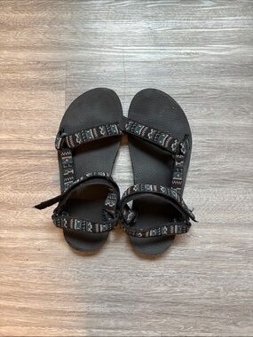 Teva Sandles